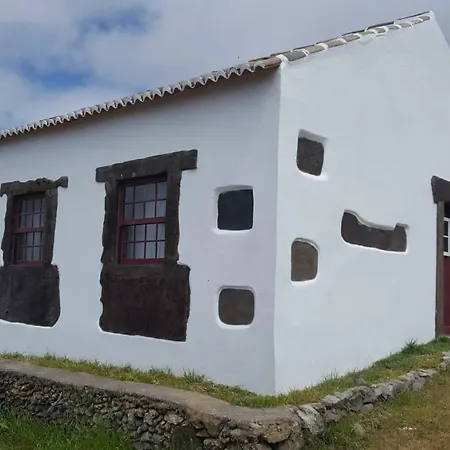 Villa Split Rock House *