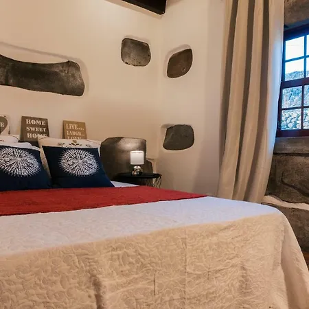 Villa Split Rock House *